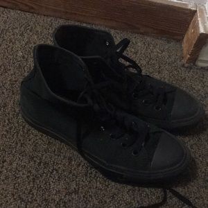 Black converse